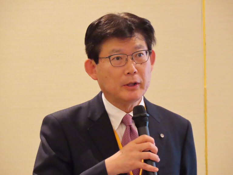 地域連携研究所企業会員共同代表で日本航空の柏頼之取締役専務執行役員