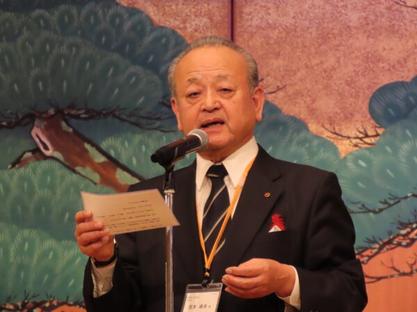 加賀市都市交流協議会の宮本峰幸会長